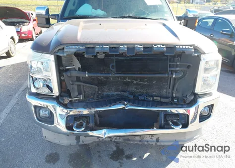 2011 Ford F-250 Lariat z USA, uszkodzony, nr VIN 1FT7W2BT7BEB74041